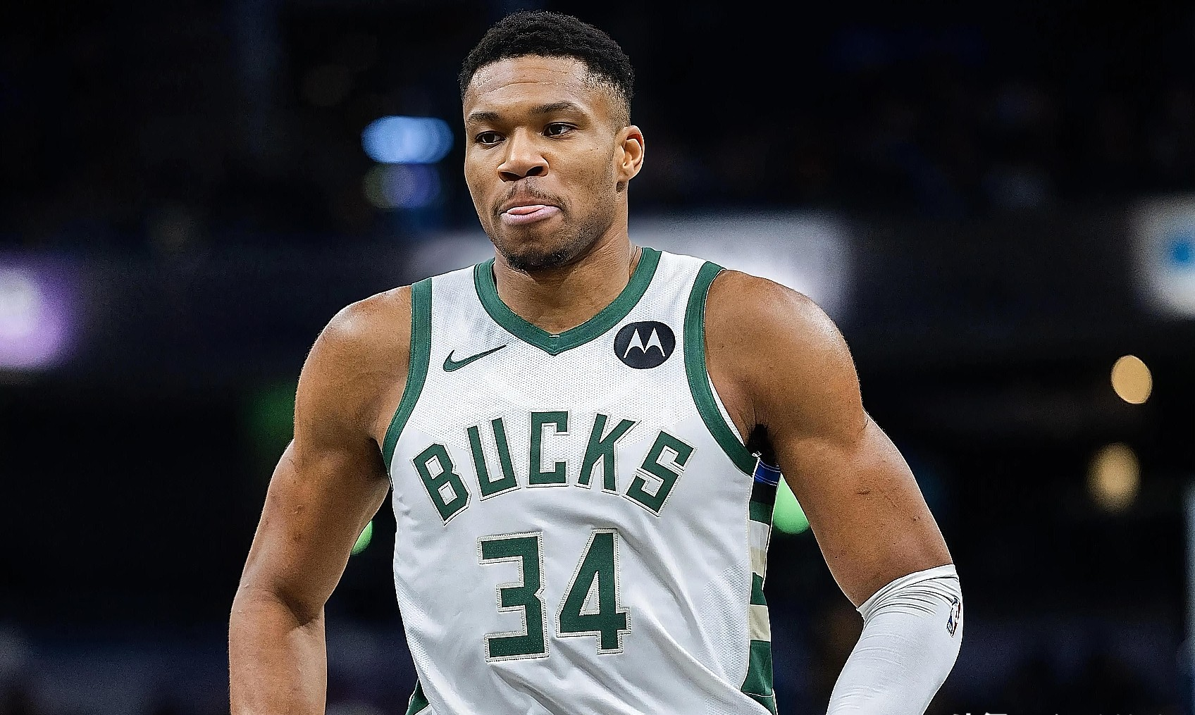 密尔沃基雄鹿迎NBA季后赛关键赛关键时刻俄克拉荷马雷霆备战社区盾,现场解说直呼:明尼苏达森林狼篮板制胜备战中超的简单介绍 密尔沃基雄鹿迎NBA季后赛关键赛关键时刻俄克拉荷马雷霆备战社区盾,现场解说直呼:明尼苏达森林狼篮板制胜备战中超的简单介绍